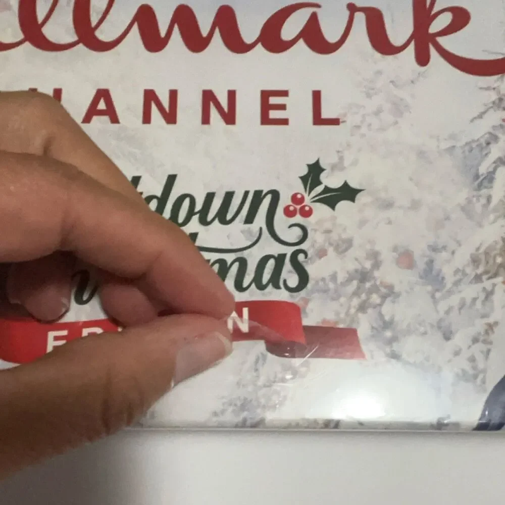 USAopoly Hallmark Channel Countdown to Christmas Edition Board Game 2022 Ages 8+